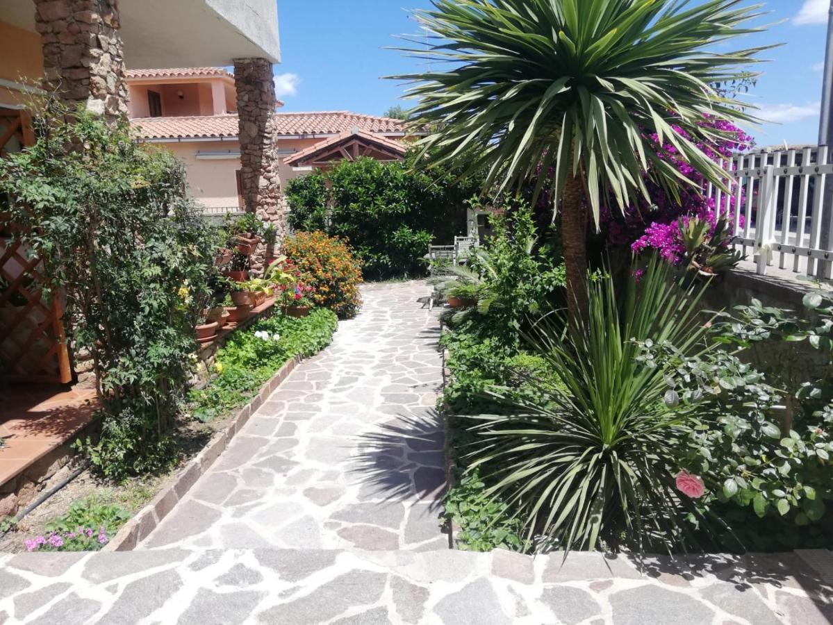 Flamingo Guest House- Rooms Olbia Exteriör bild