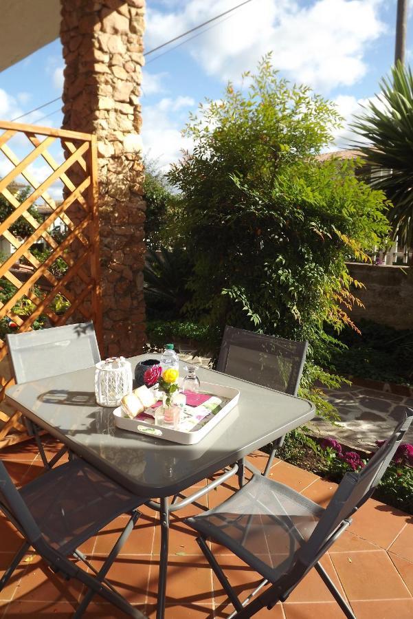 Flamingo Guest House- Rooms Olbia Exteriör bild