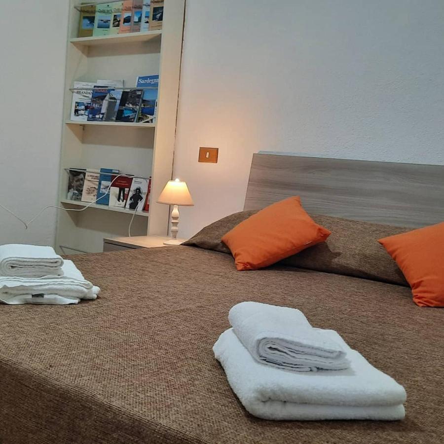 Flamingo Guest House- Rooms Olbia Exteriör bild